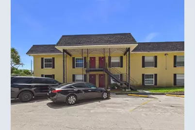 2800 E 113th Avenue #213, Tampa, FL 33612 - Photo 1