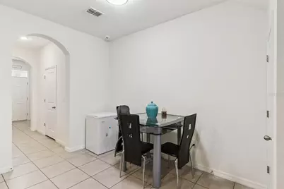 3349 Pleasant Willow Court, Brandon, FL 33511 - Photo 7