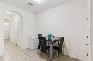 3349 Pleasant Willow Ct, Brandon, FL 33511 - Photo 7