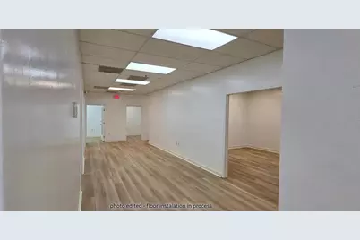 7810 Kingspointe Parkway #4, Orlando, FL 32819 - Photo 5