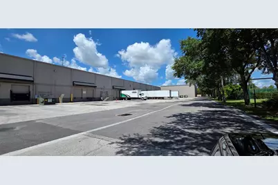 7810 Kingspointe Parkway #4, Orlando, FL 32819 - Photo 41