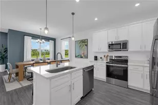 3812 Senna Wy, Tavares, FL 32778 - Photo 9