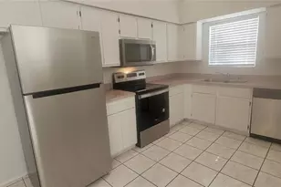 1922 Tropic Bay Ct, Orlando, FL 32807 - Photo 11
