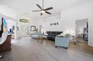 566 Montana Ave, Davenport, FL 33897 - Photo 5