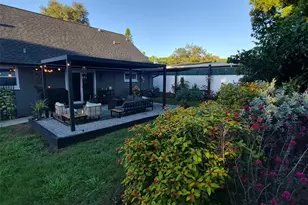 1504 Big Bass Dr, Tarpon Springs, FL 34689 - Photo 5