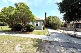 209 Ave C NE, Winter Haven, FL 33881 - Photo 1