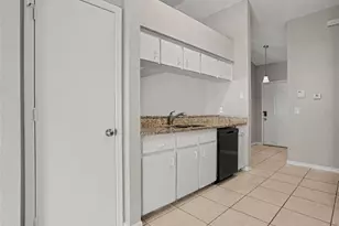 3735 Imperial Dr, Winter Haven, FL 33880 - Photo 5