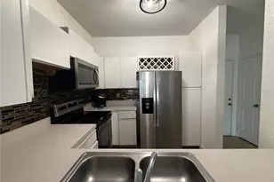 2674 Robert Trent Jones Dr, Orlando, FL 32835 - Photo 3