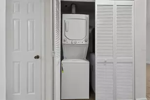 2674 Robert Trent Jones Dr, Orlando, FL 32835 - Photo 23