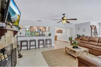 8532 Kumquat Avenue, Seminole, FL 33777 - Photo 5