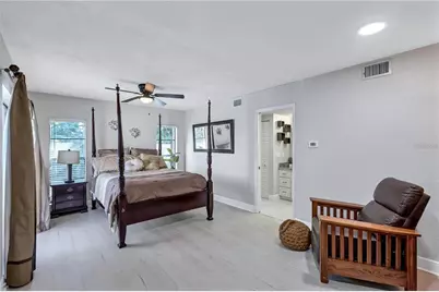 8532 Kumquat Avenue, Seminole, FL 33777 - Photo 13