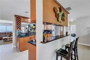 8532 Kumquat Ave, Seminole, FL 33777 - Photo 9