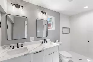 3926 Helena St NE, Saint Petersburg, FL 33703 - Photo 13