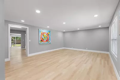 3926 Helena Street NE, Saint Petersburg, FL 33703 - Photo 11