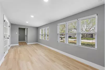 3926 Helena Street NE, Saint Petersburg, FL 33703 - Photo 5