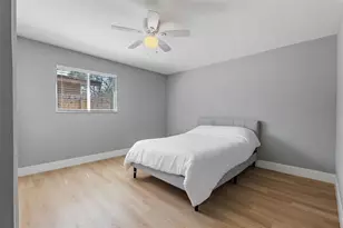 3926 Helena St NE, Saint Petersburg, FL 33703 - Photo 21