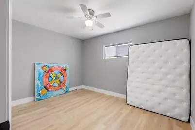 3926 Helena Street NE, Saint Petersburg, FL 33703 - Photo 25