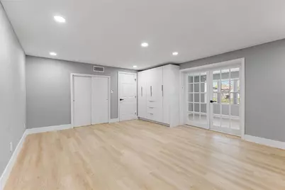 3926 Helena Street NE, Saint Petersburg, FL 33703 - Photo 9