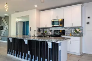 3260 Bella Vista Dr, Davenport, FL 33897 - Photo 11