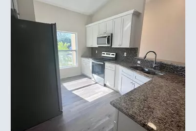 925 Lora Street, Daytona Beach, FL 32114 - Photo 3