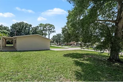 5585 Atlantic Avenue N, Saint Petersburg, FL 33703 - Photo 15