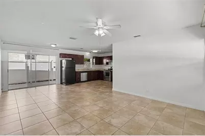 5585 Atlantic Avenue N, Saint Petersburg, FL 33703 - Photo 5