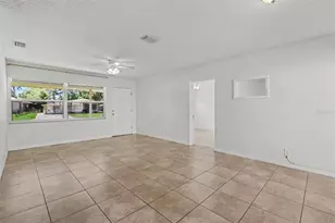 5585 Atlantic Ave N, Saint Petersburg, FL 33703 - Photo 3