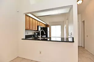 2809 Waxy Willow Ln, Orlando, FL 32808 - Photo 5