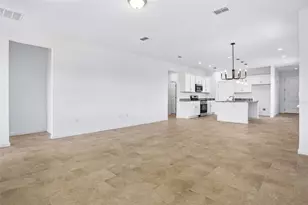 3780 Watercliff Cir, Grand Island, FL 32735 - Photo 5