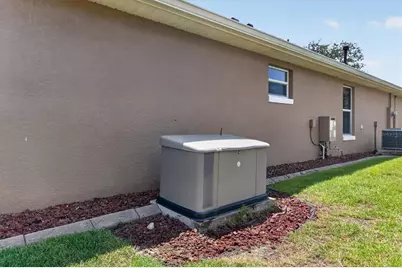 8920 Bridgeport Bay Circle, Mount Dora, FL 32757 - Photo 37