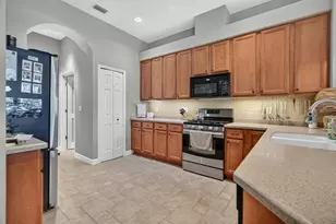 8920 Bridgeport Bay Cir, Mount Dora, FL 32757 - Photo 15
