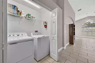 124 Lancaster Dr, Davenport, FL 33897 - Photo 15