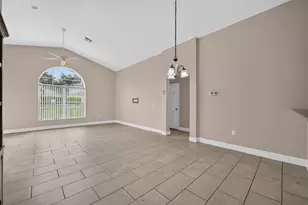 124 Lancaster Dr, Davenport, FL 33897 - Photo 5