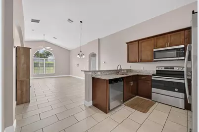 124 Lancaster Drive, Davenport, FL 33897 - Photo 9