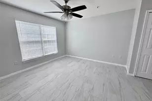5475 Vineland Rd, Orlando, FL 32811 - Photo 15