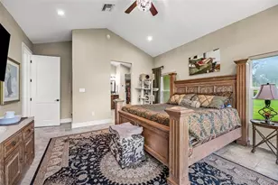 1002 Loves Point Dr, Leesburg, FL 34748 - Photo 33
