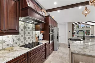 1002 Loves Point Dr, Leesburg, FL 34748 - Photo 25