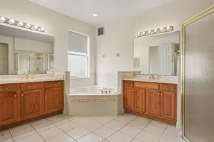 1711 Windward Oaks Ct, Kissimmee, FL 34746 - Photo 27