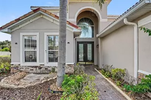 1711 Windward Oaks Ct, Kissimmee, FL 34746 - Photo 3