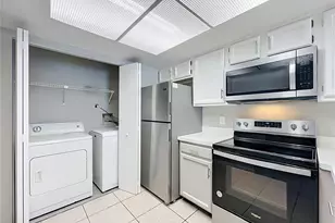 4370 White Pine Ave, Orlando, FL 32811 - Photo 7