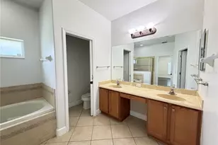 6317 Rolden Ct, Mount Dora, FL 32757 - Photo 3