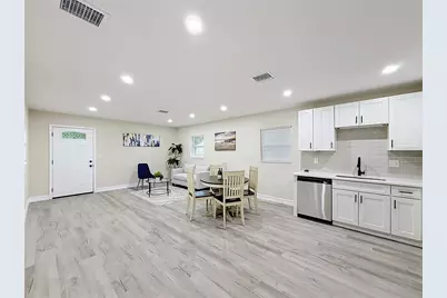 38910 Merrell Avenue, Umatilla, FL 32784 - Photo 3