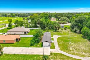 38910 Merrell Ave, Umatilla, FL 32784 - Photo 25