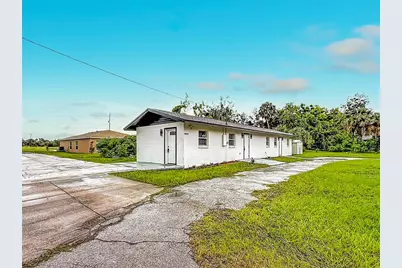 38910 Merrell Avenue, Umatilla, FL 32784 - Photo 21