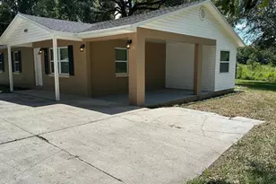 400 Pennsylvania Ave, Fruitland Park, FL 34731 - Photo 3