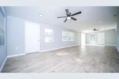 400 Pennsylvania Avenue, Fruitland Park, FL 34731 - Photo 13