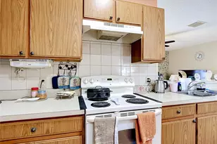 1014 Deddington Pl, Kissimmee, FL 34758 - Photo 7