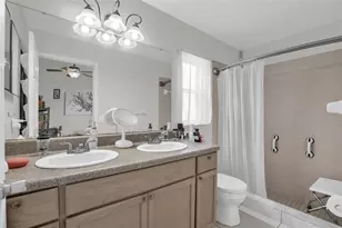 418 Grovepark Dr, Davenport, FL 33837 - Photo 13