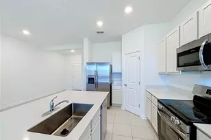 331 Sol Vis Dr, Dundee, FL 33838 - Photo 13