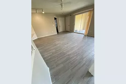 5112 Park Central Drive #616, Orlando, FL 32839 - Photo 5